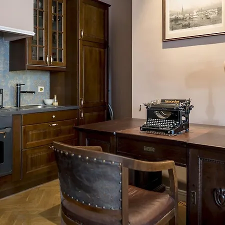 Apartment Pixelhome Kamienica Pisarzy Poznan