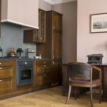 Apartment Pixelhome Kamienica Pisarzy *